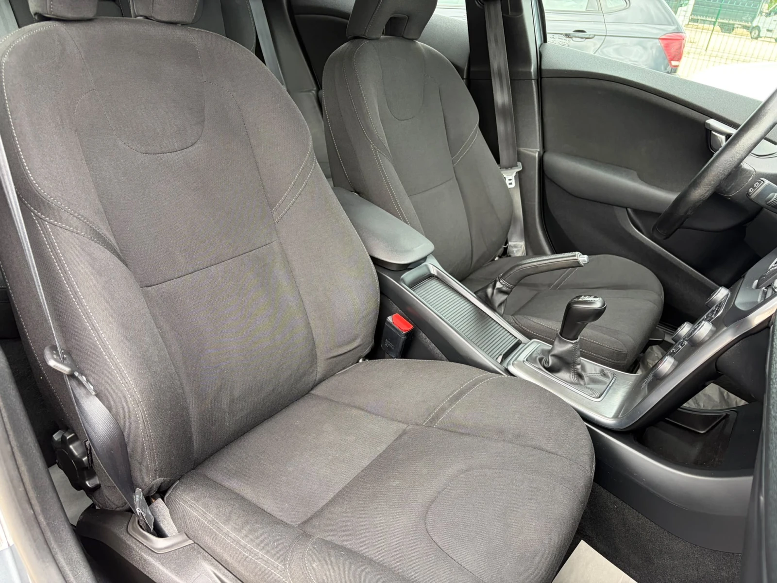 Volvo V40 2.0D2 MOMENTUM  | Mobile.bg � ����������� 11