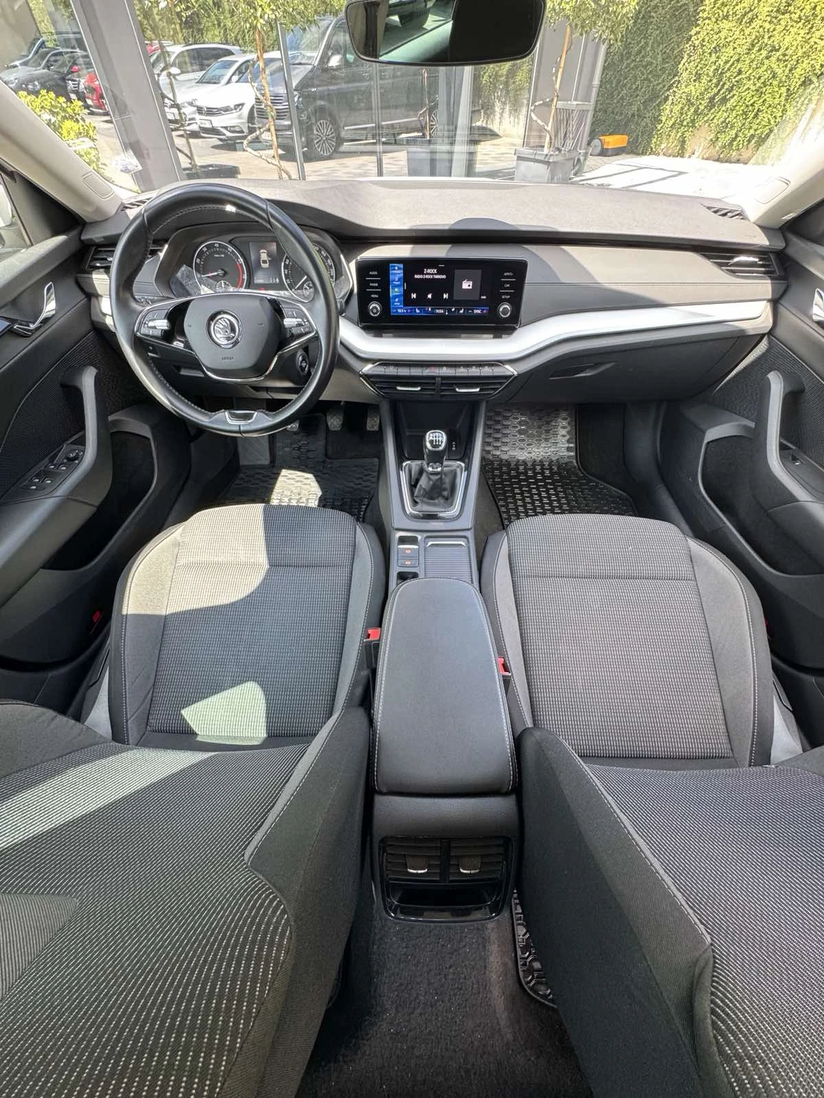 Skoda Octavia, снимка 13 - Автомобили и джипове - 55429361