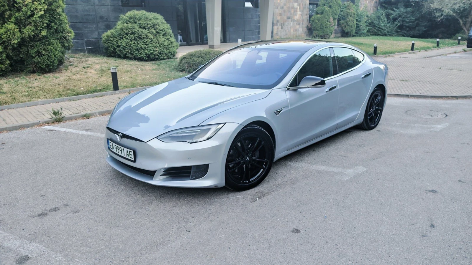 Tesla Model S Tesla S Австрия 