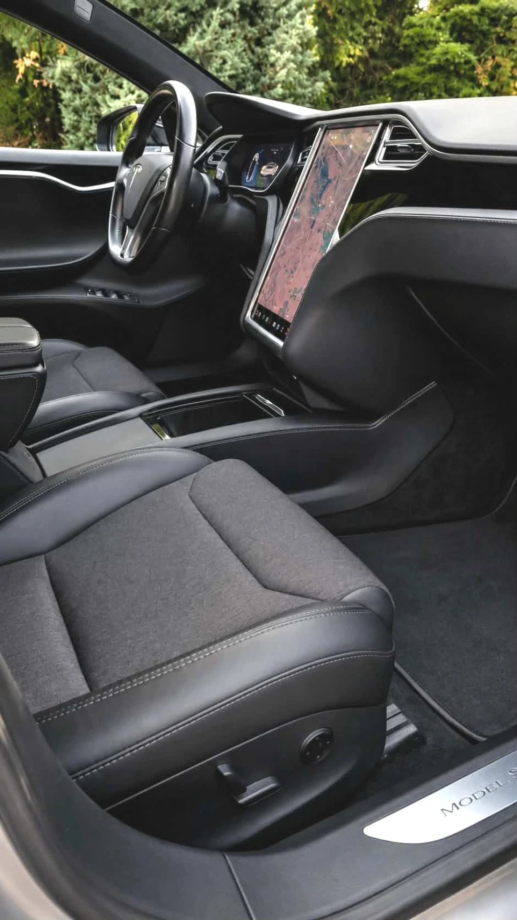 Tesla Model S Tesla S Австрия , снимка 12 - Автомобили и джипове - 55772305