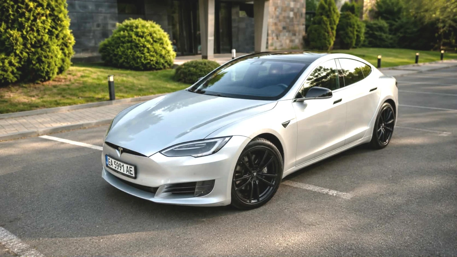 Tesla Model S Tesla S Австрия 