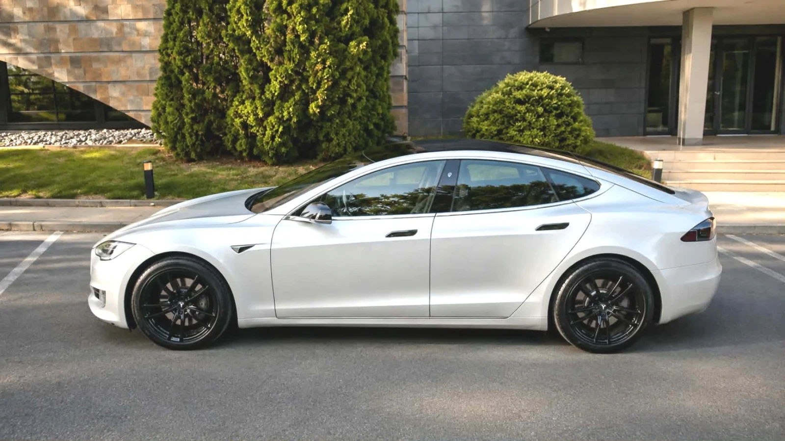 Tesla Model S Tesla S Австрия , снимка 6 - Автомобили и джипове - 55772305