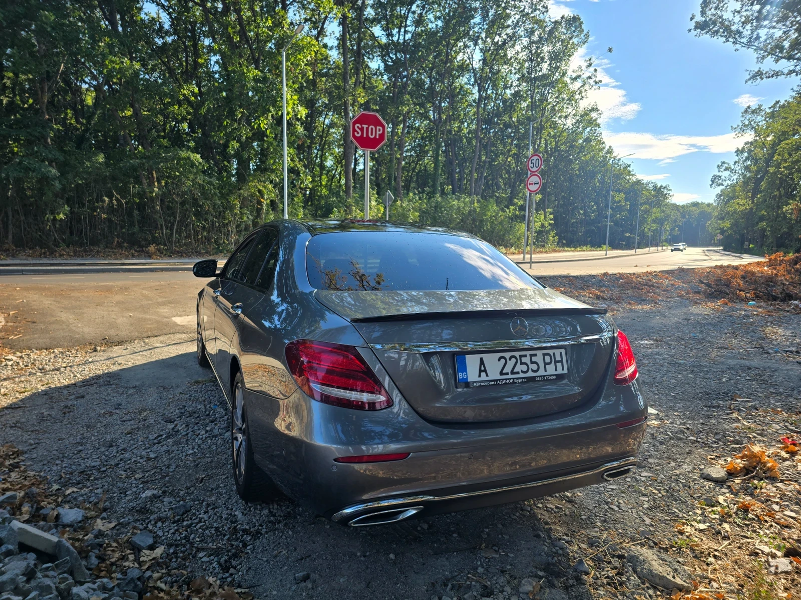 Mercedes-Benz E 220, снимка 10 - Автомобили и джипове - 55817493
