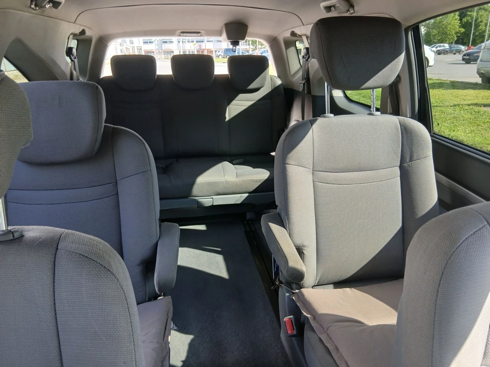 SsangYong Rodius, снимка 8 - Автомобили и джипове - 55931140