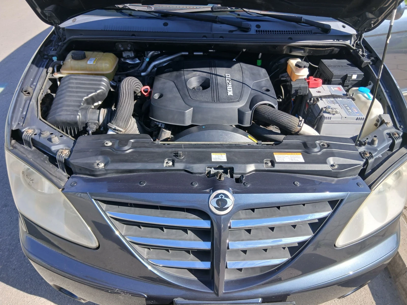 SsangYong Rodius, снимка 3 - Автомобили и джипове - 55931140