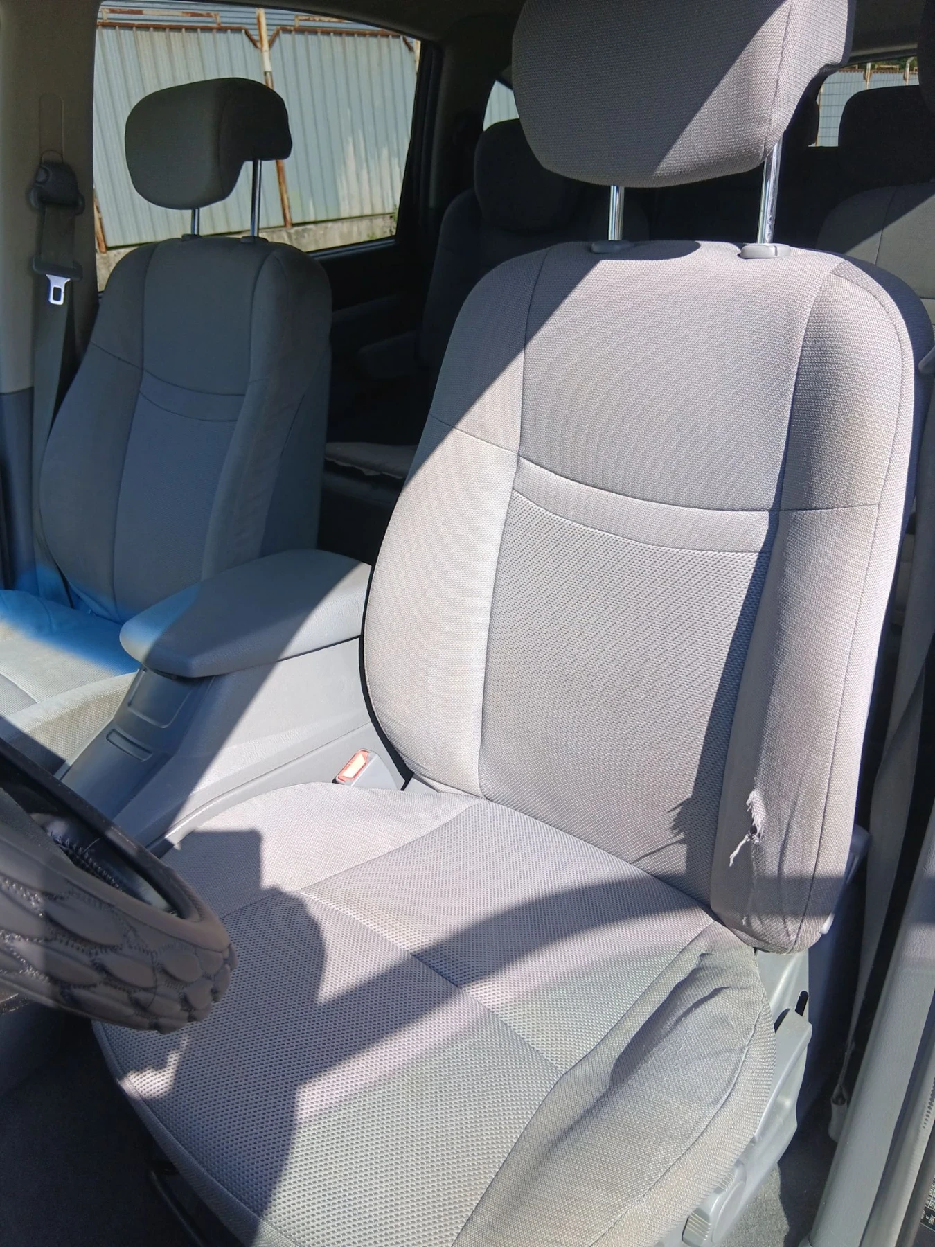 SsangYong Rodius, снимка 14 - Автомобили и джипове - 55931140
