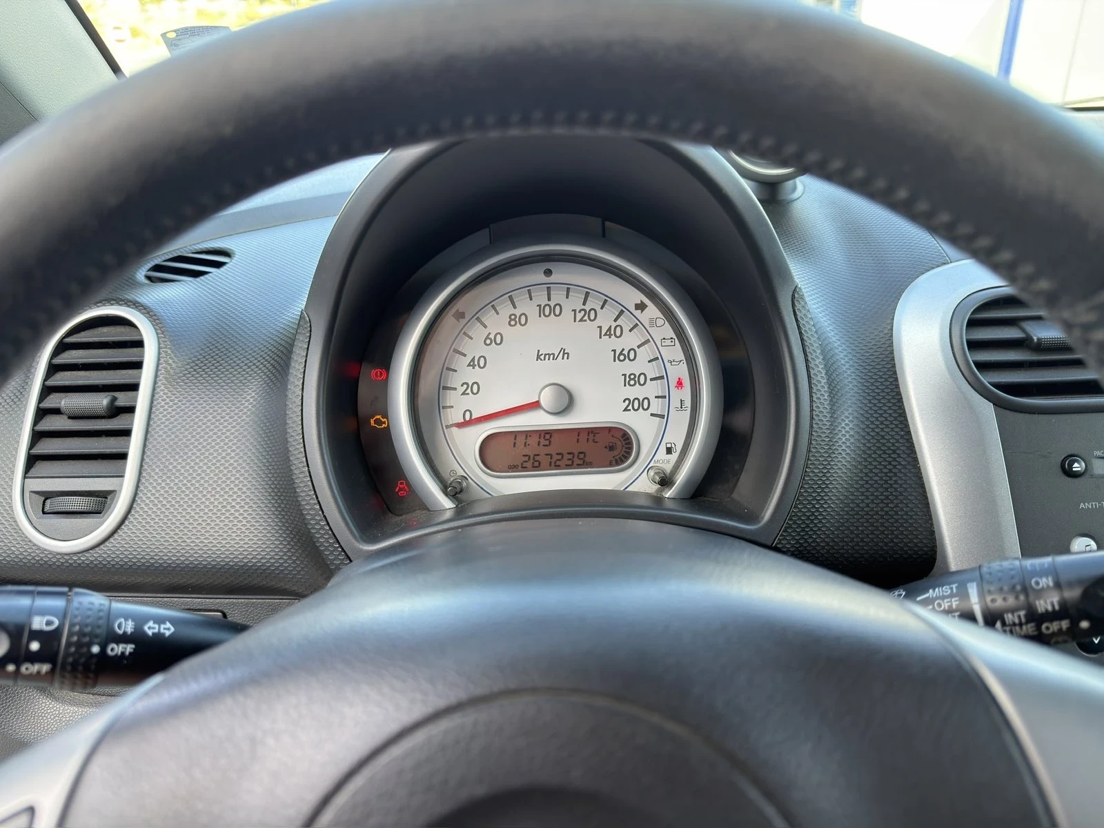 Suzuki Splash, снимка 3 - Автомобили и джипове - 56441735