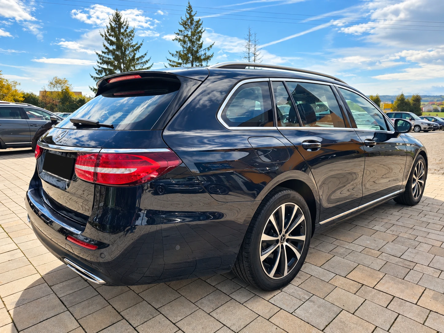 Mercedes-Benz E 400 Burmester, Панорама, снимка 7 - Автомобили и джипове - 56701106