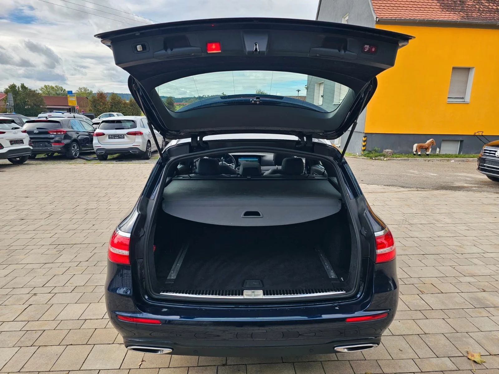 Mercedes-Benz E 400 Burmester, Панорама, снимка 6 - Автомобили и джипове - 56701106