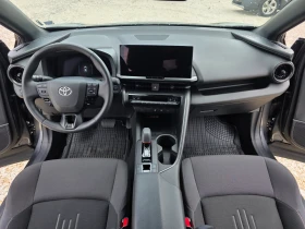 Toyota C-HR 1.8 HEV TEAM D в Гаранция Обслужен, снимка 11
