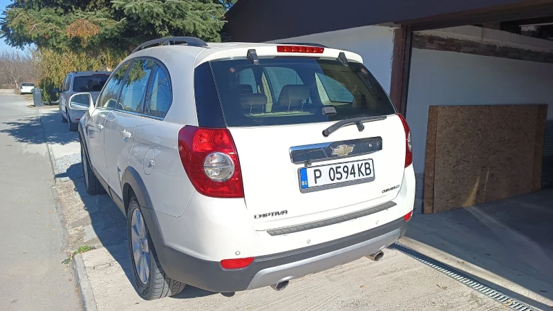 Chevrolet Captiva 2.0D, снимка 11 - Автомобили и джипове - 47891881