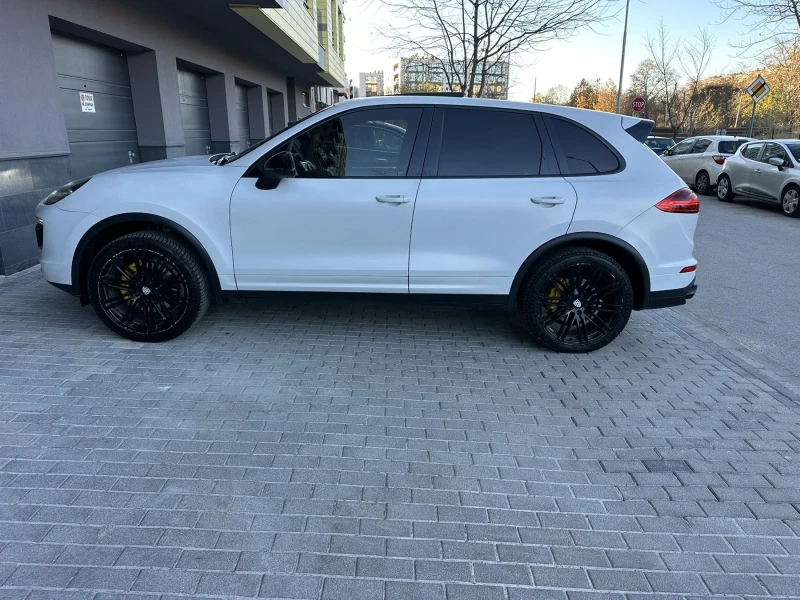 Porsche Cayenne  FACE* ПАНОРАМА* ПОДГРЕВ* ФОЛИРАН, снимка 6 - Автомобили и джипове - 48091223