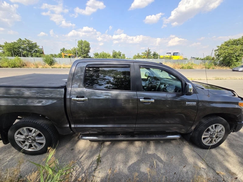 Toyota Tundra PLATINUM * LPG * 4Х4 * CREWMAX * теглич, снимка 8 - Автомобили и джипове - 52950532