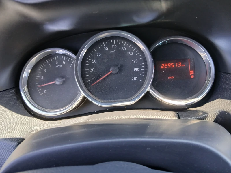 Dacia Duster 4x4-1.6-105k.LPG, снимка 6 - Автомобили и джипове - 53383396