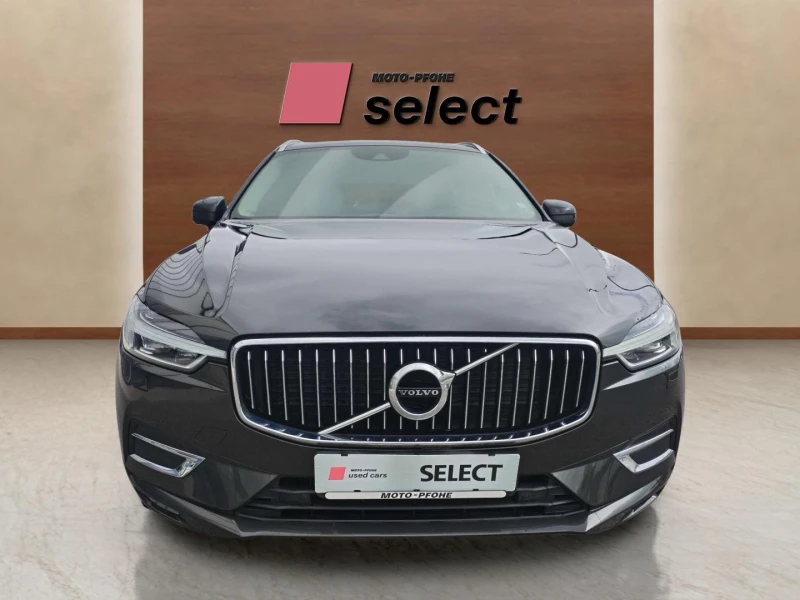 Volvo XC60 2.0 D5, снимка 2 - Автомобили и джипове - 53528894