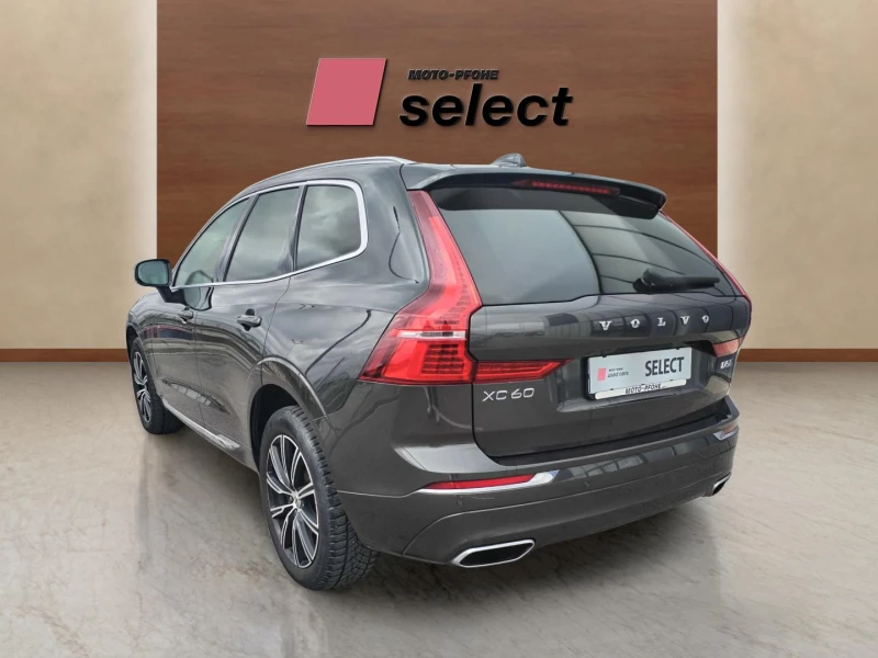 Volvo XC60 2.0 D5, снимка 7 - Автомобили и джипове - 53528894