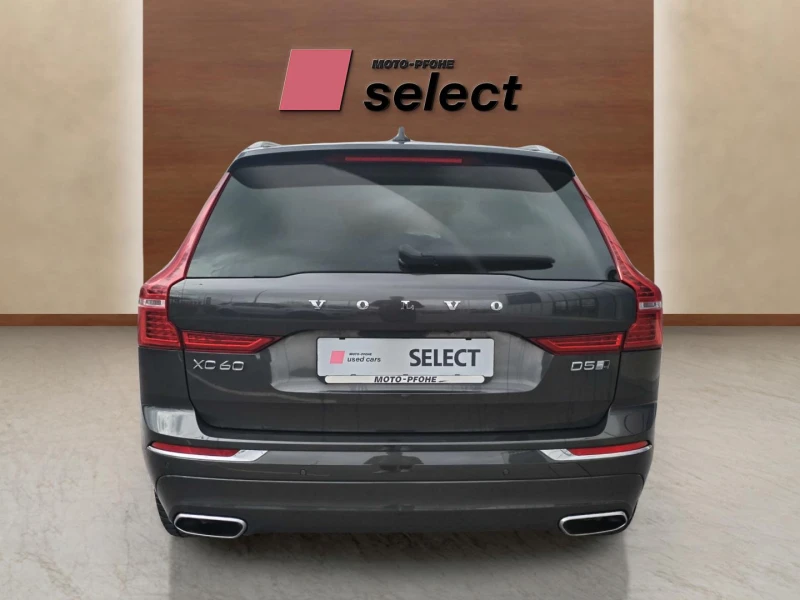 Volvo XC60 2.0 D5, снимка 6 - Автомобили и джипове - 53528894
