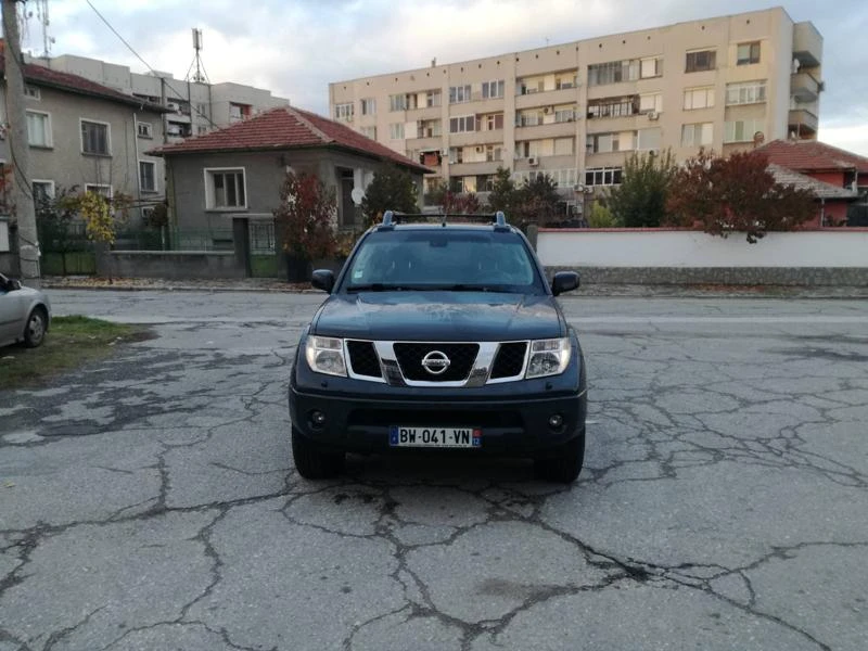 Nissan Pathfinder 2.5 DCI , снимка 1 - Автомобили и джипове - 34305639