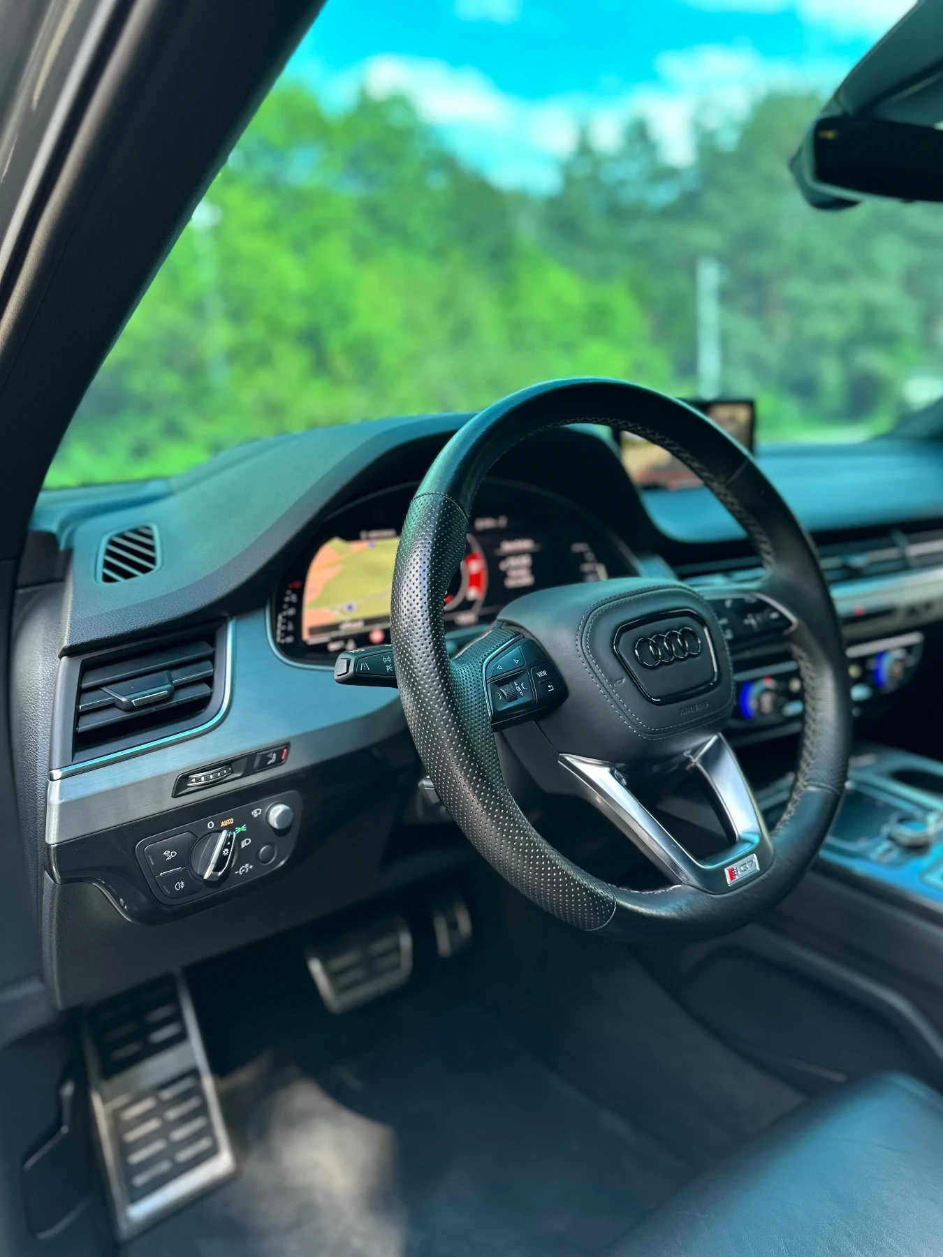 Audi Q7 SQ7 vision   | Mobile.bg   13