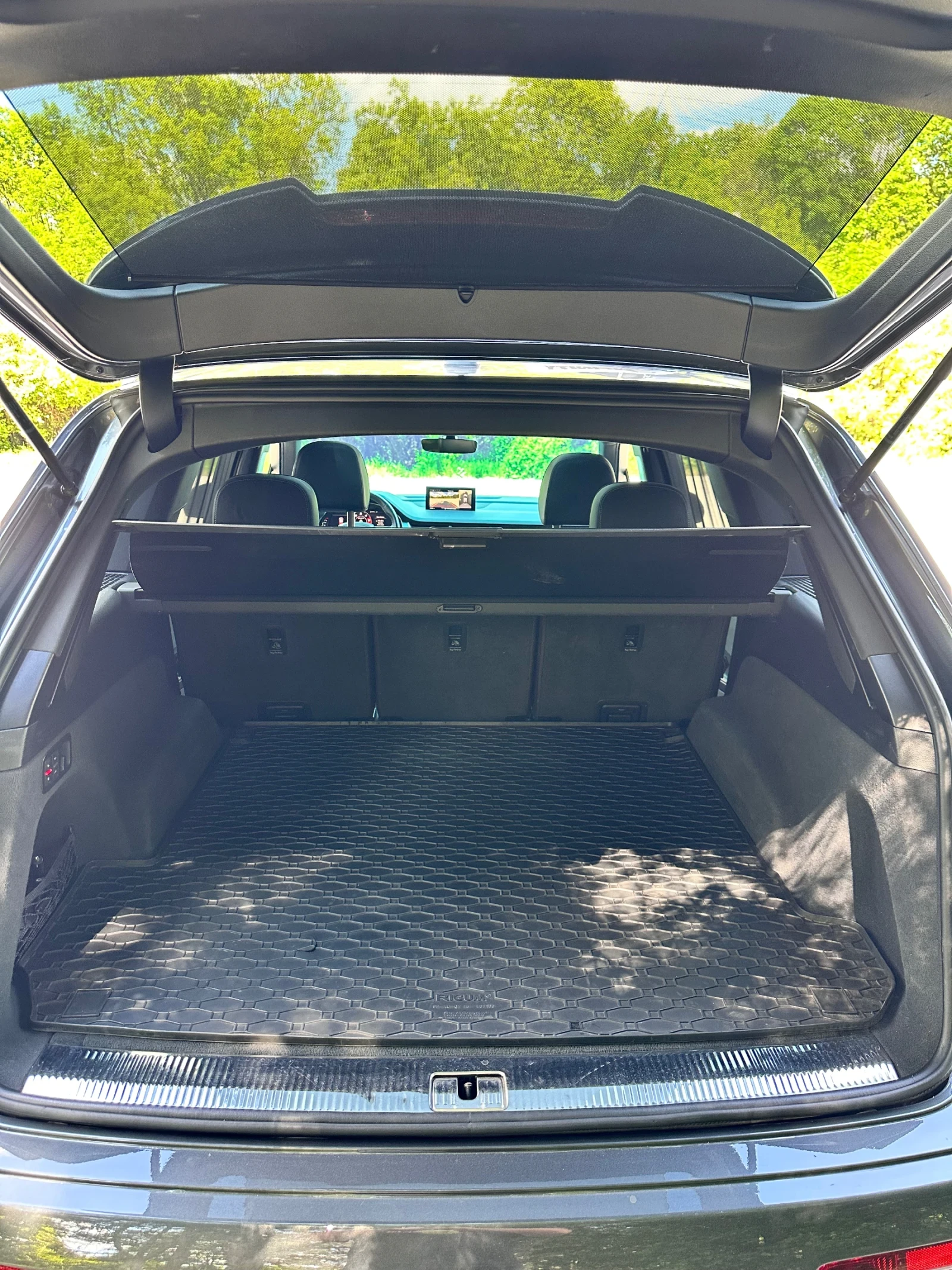 Audi Q7 SQ7 vision   | Mobile.bg   15