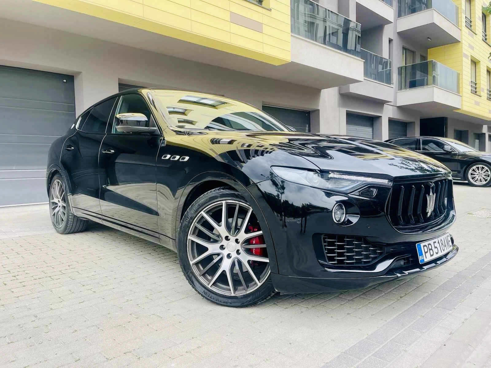 Maserati Levante S GranSport AWD - изображение 2
