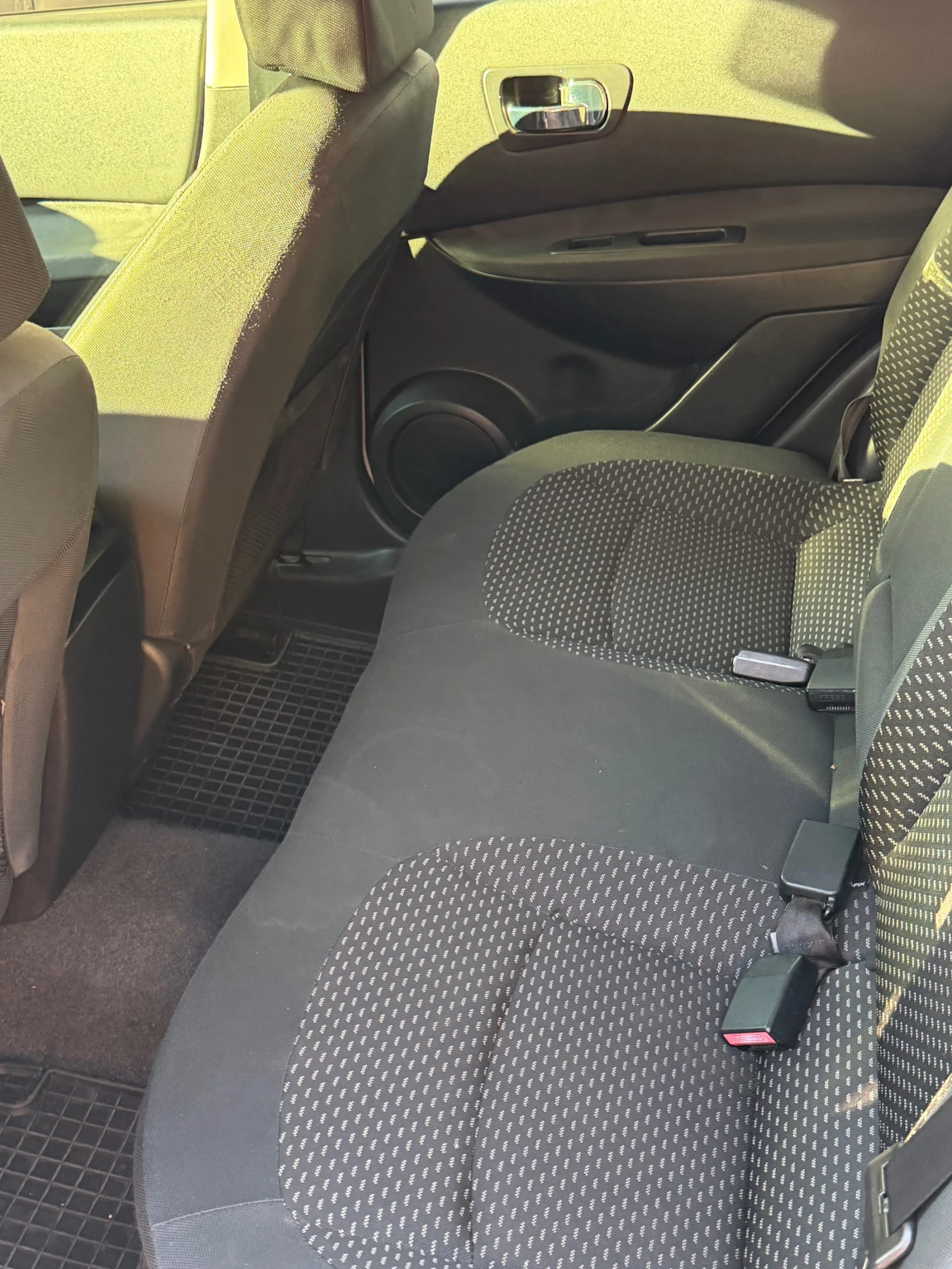 Nissan Qashqai 1, 5 dci - изображение 9