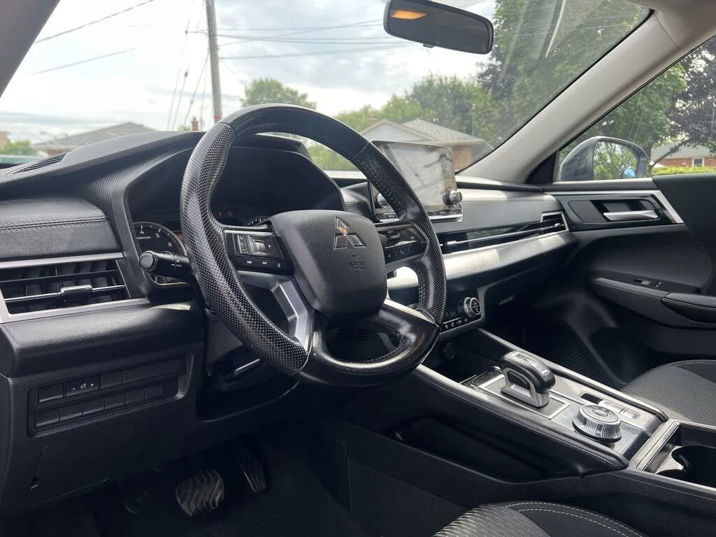 Mitsubishi Outlander ES S-AWC* подгрев* камера* 7 места* мъртва точка*  - изображение 9