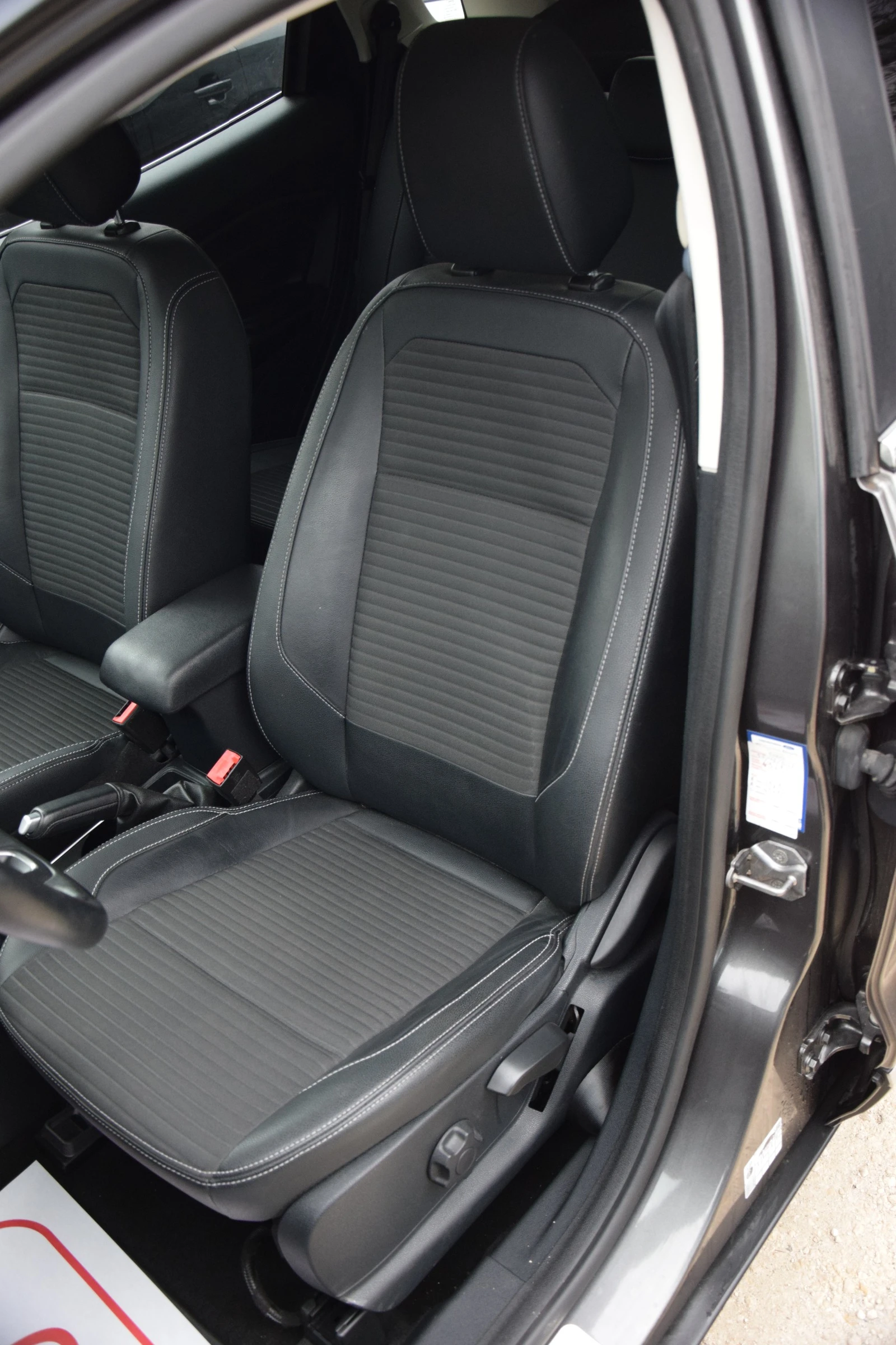 Ford EcoSport 1.5d | Mobile.bg � ����������� 9