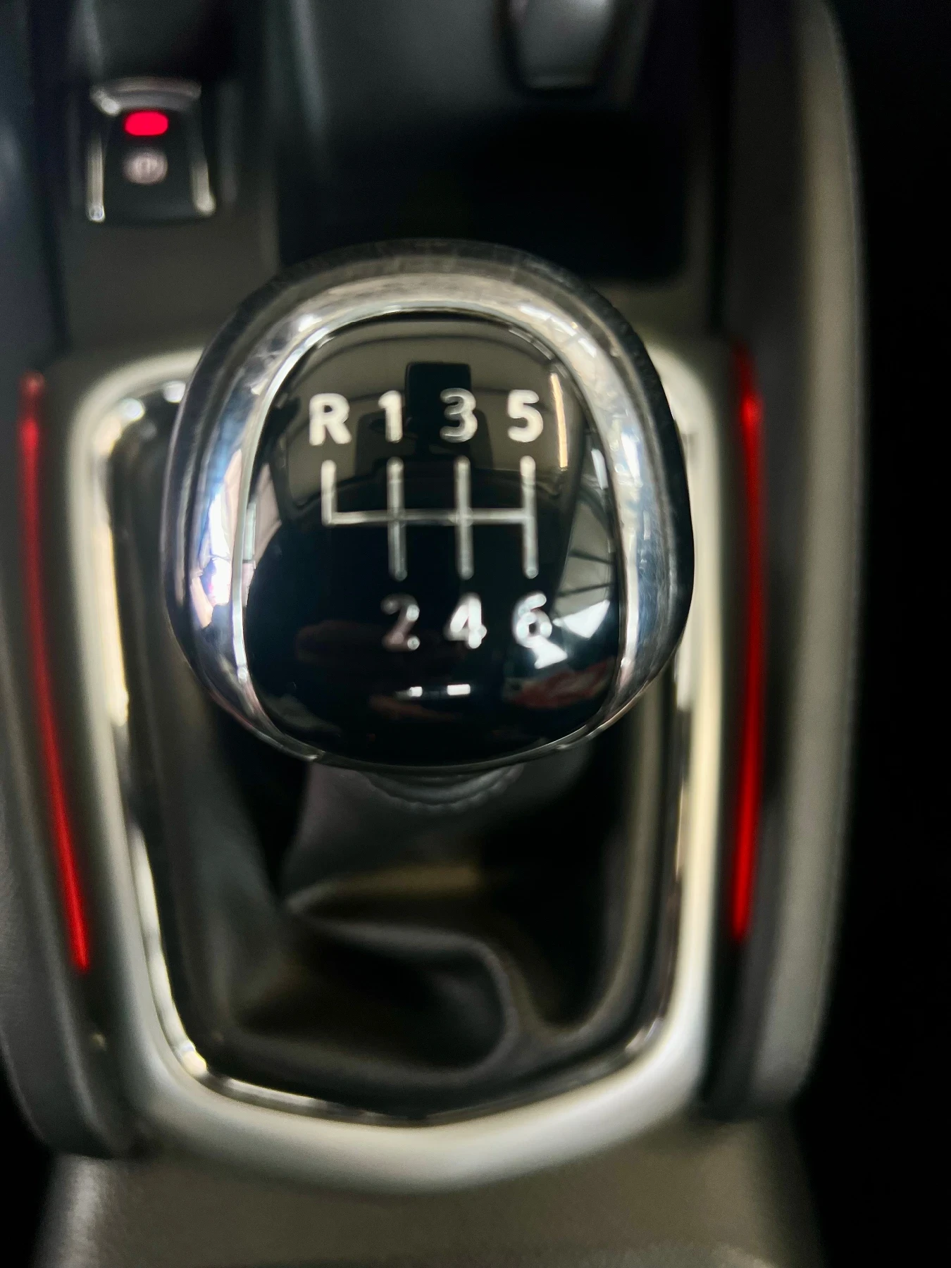 Nissan Qashqai 1.2 - изображение 10