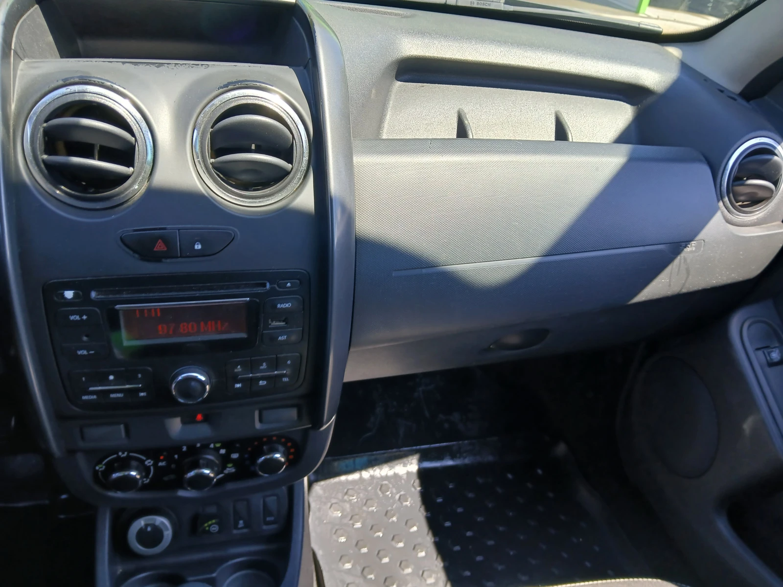 Dacia Duster 4x4-1.6-105k.LPG | Mobile.bg � ����������� 7