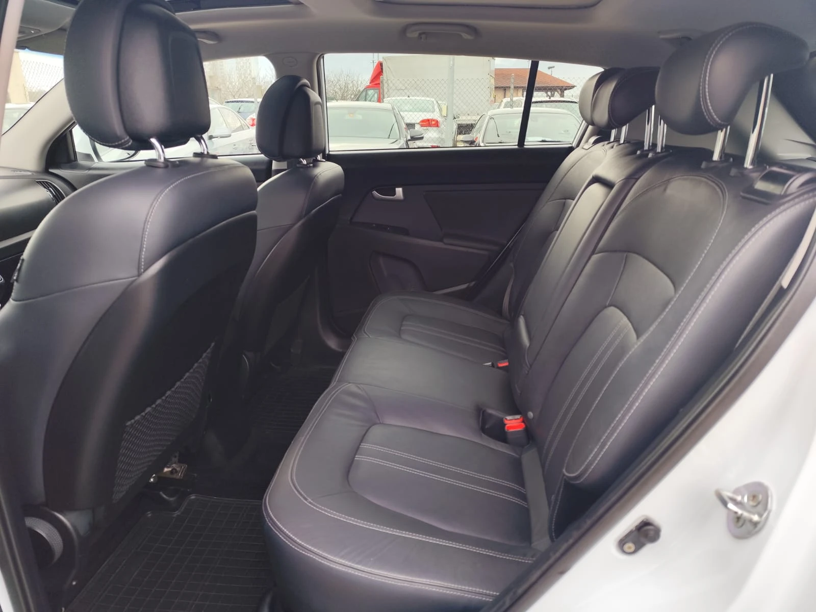 Kia Sportage 1.7 ����� ������ | Mobile.bg � ����������� 16