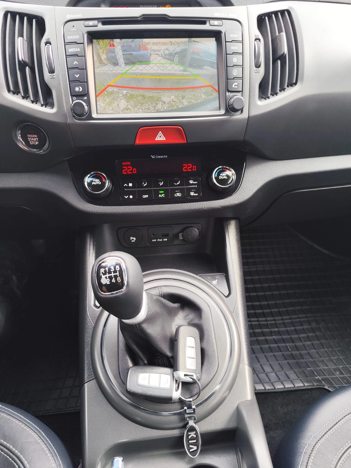 Kia Sportage 1.7 ����� ������ | Mobile.bg � ����������� 13