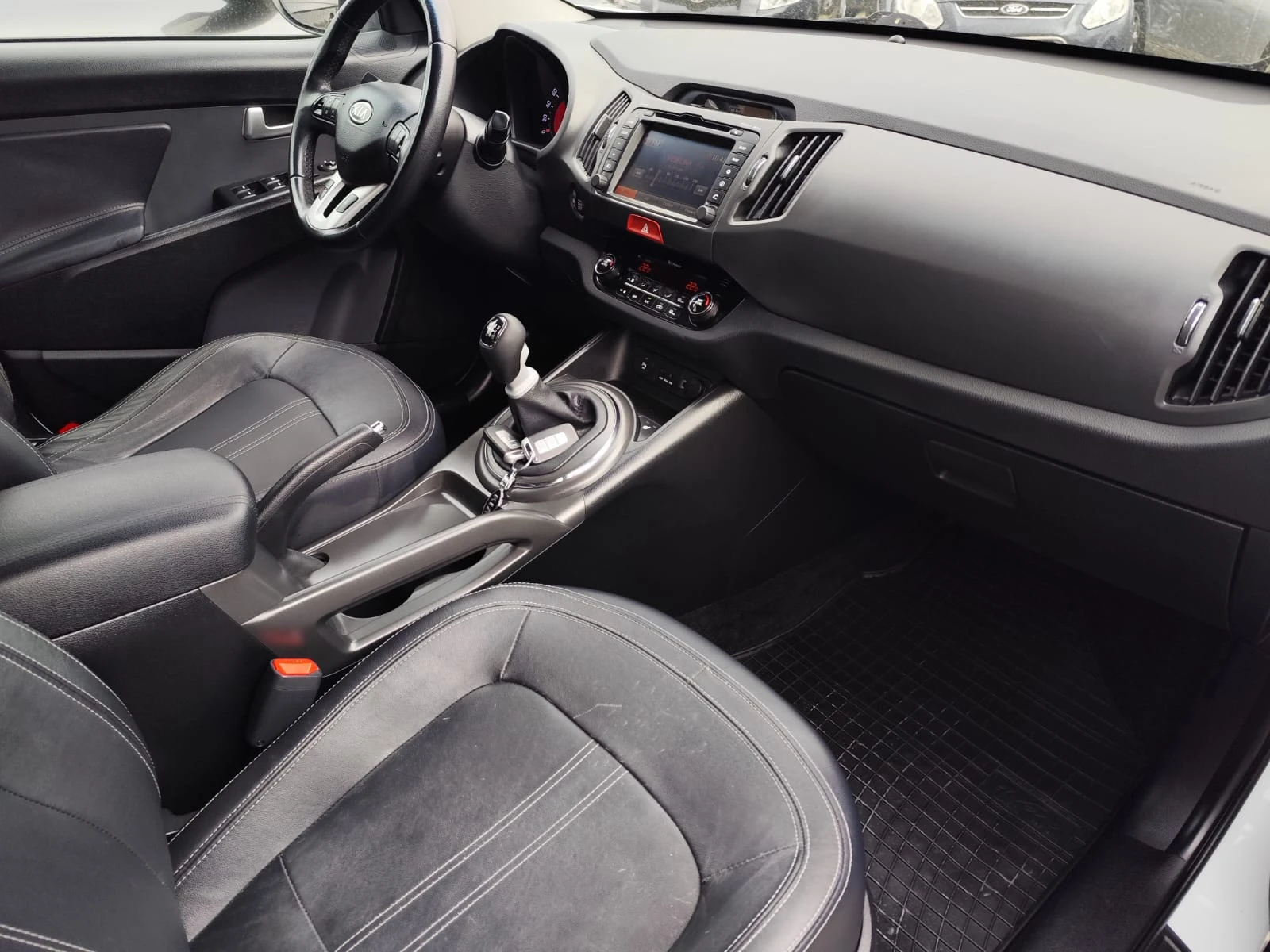 Kia Sportage 1.7 ����� ������ | Mobile.bg � ����������� 12