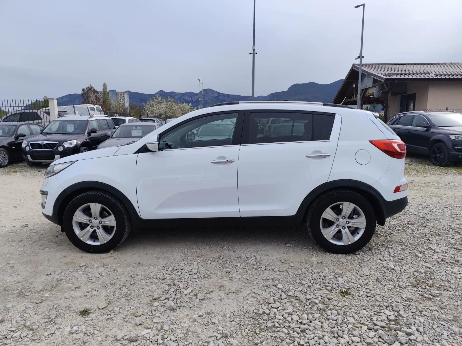 Kia Sportage 1.7 ����� ������ | Mobile.bg � ����������� 9