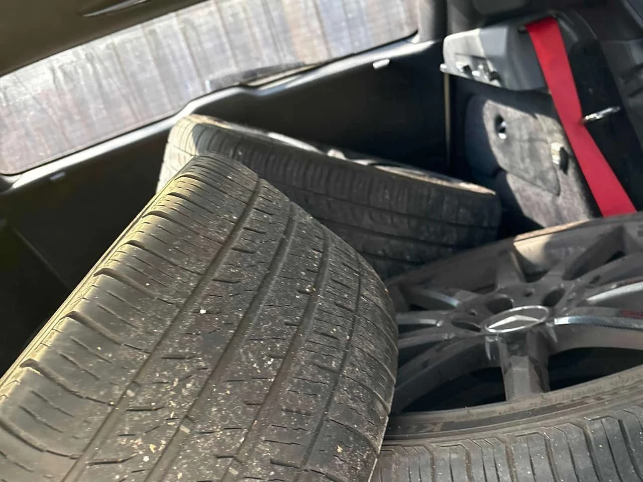 Mercedes-Benz GLA 45 AMG * CARFAX * PANO* KEYLESS* ПОДГРЕВ* , снимка 11 - Автомобили и джипове - 53867632