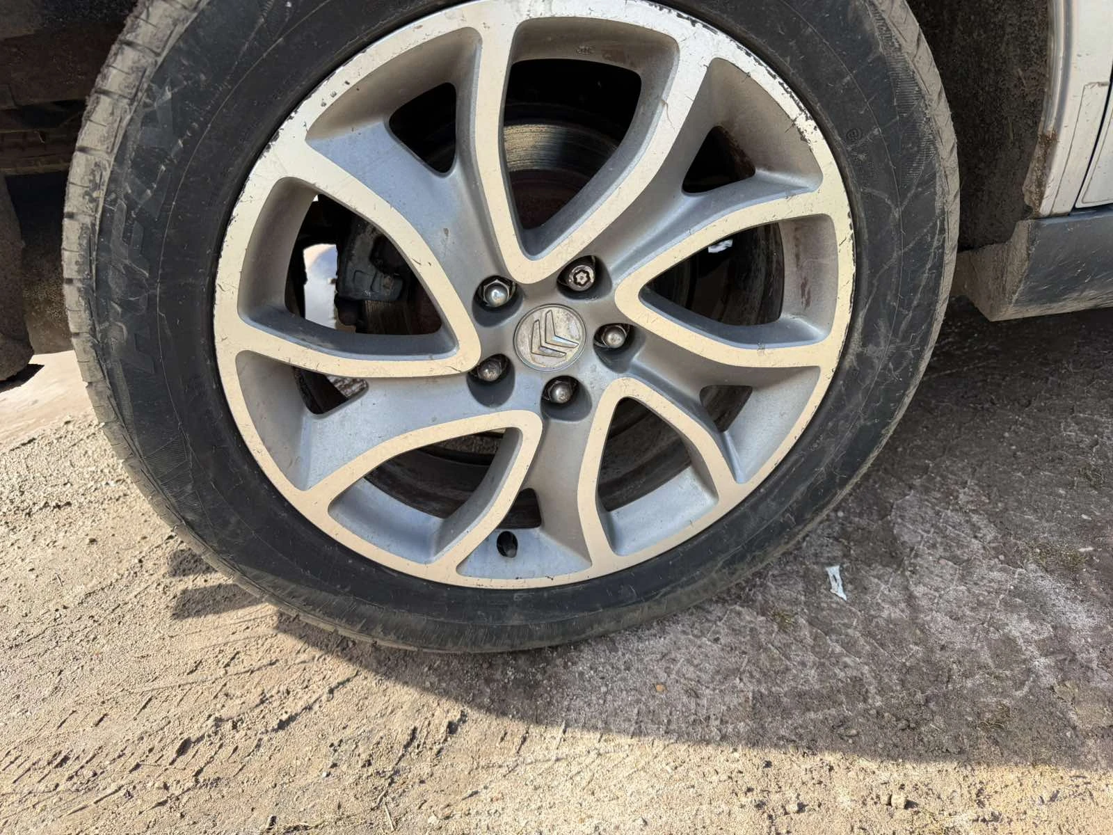 Citroen C-Crosser 2.2 hdi , снимка 9 - Автомобили и джипове - 54026288