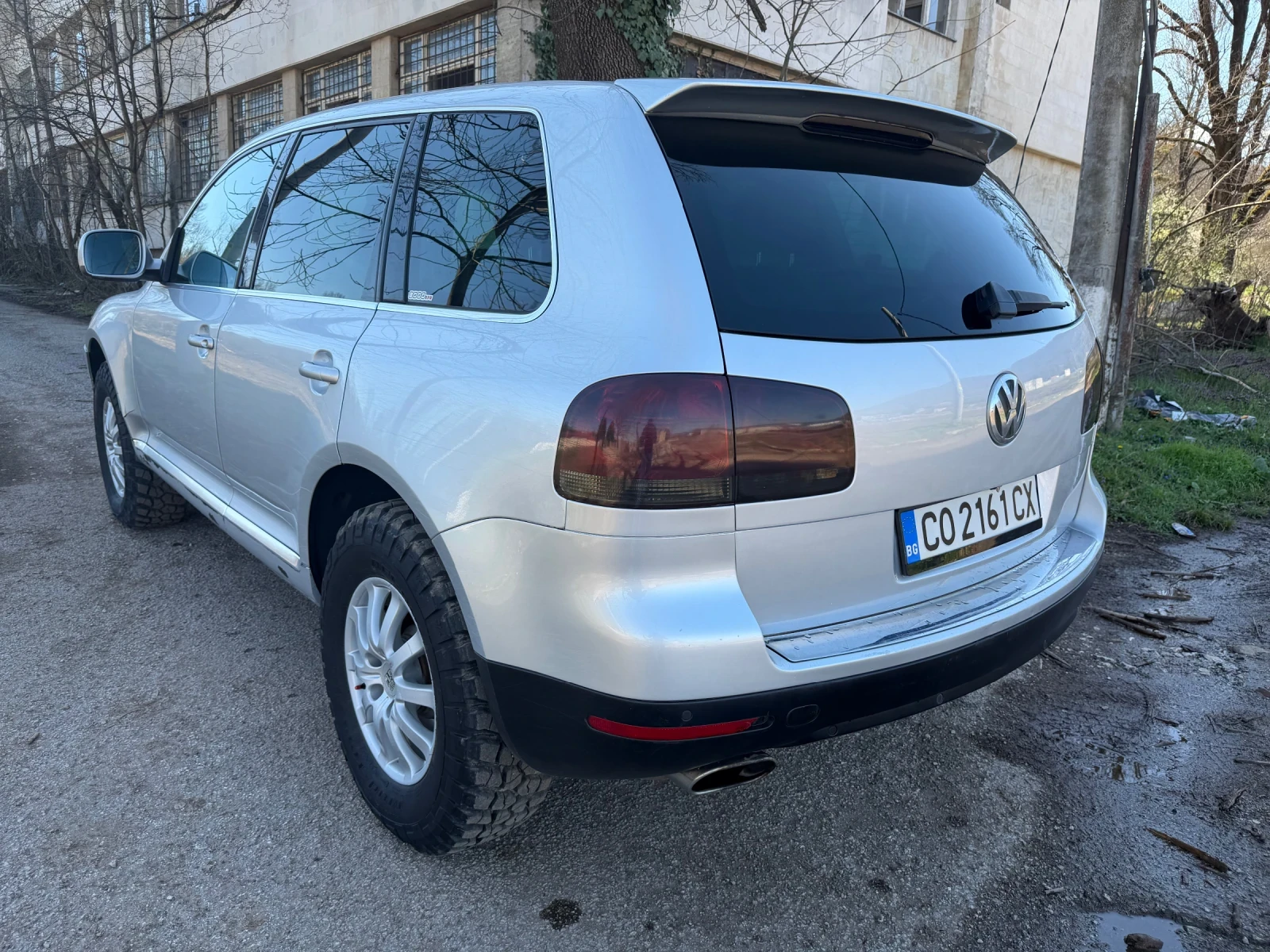 VW Touareg 4.2 INDIVIDUAL, снимка 3 - Автомобили и джипове - 54111067