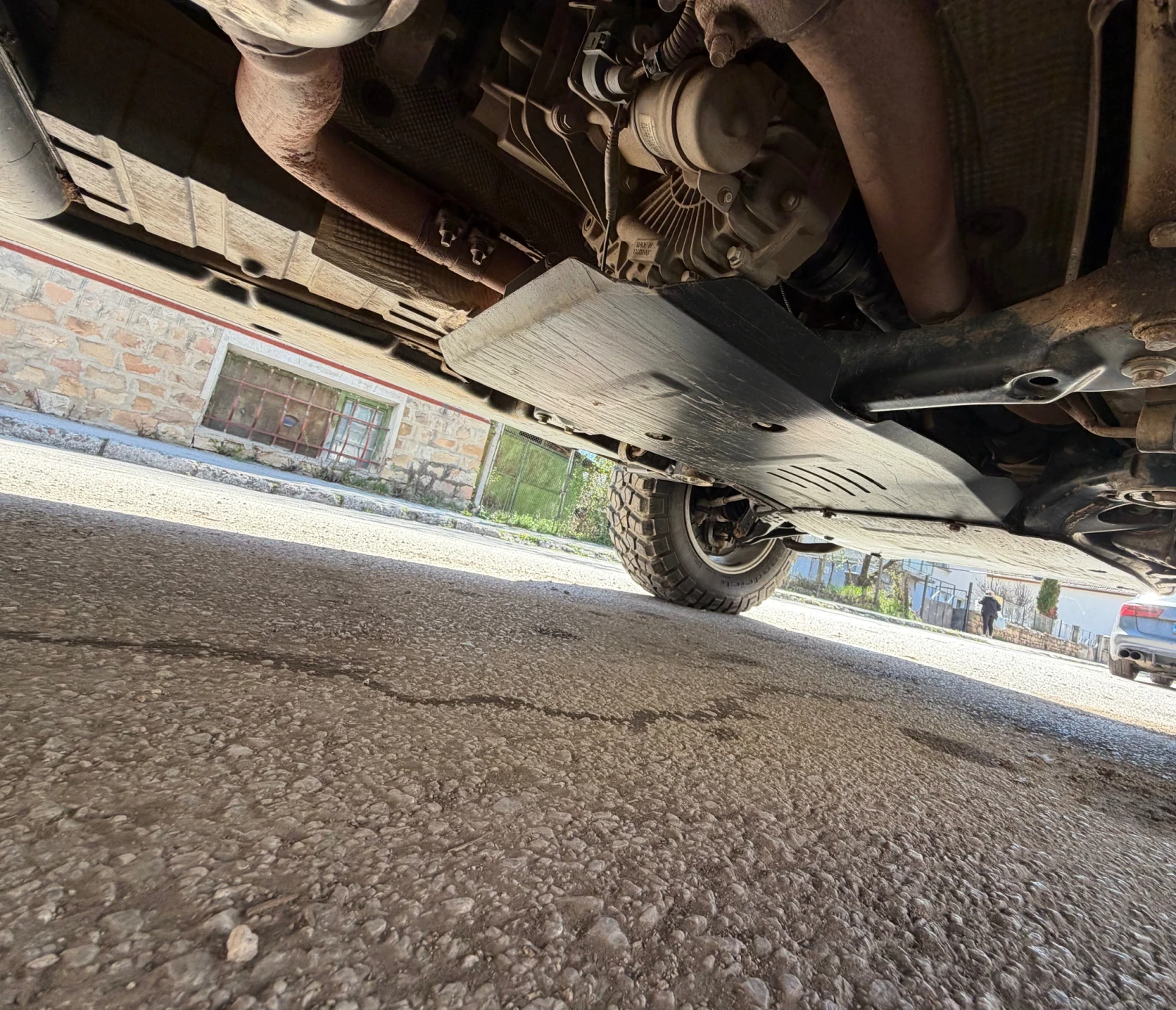 VW Touareg 4.2 INDIVIDUAL, снимка 15 - Автомобили и джипове - 54111067