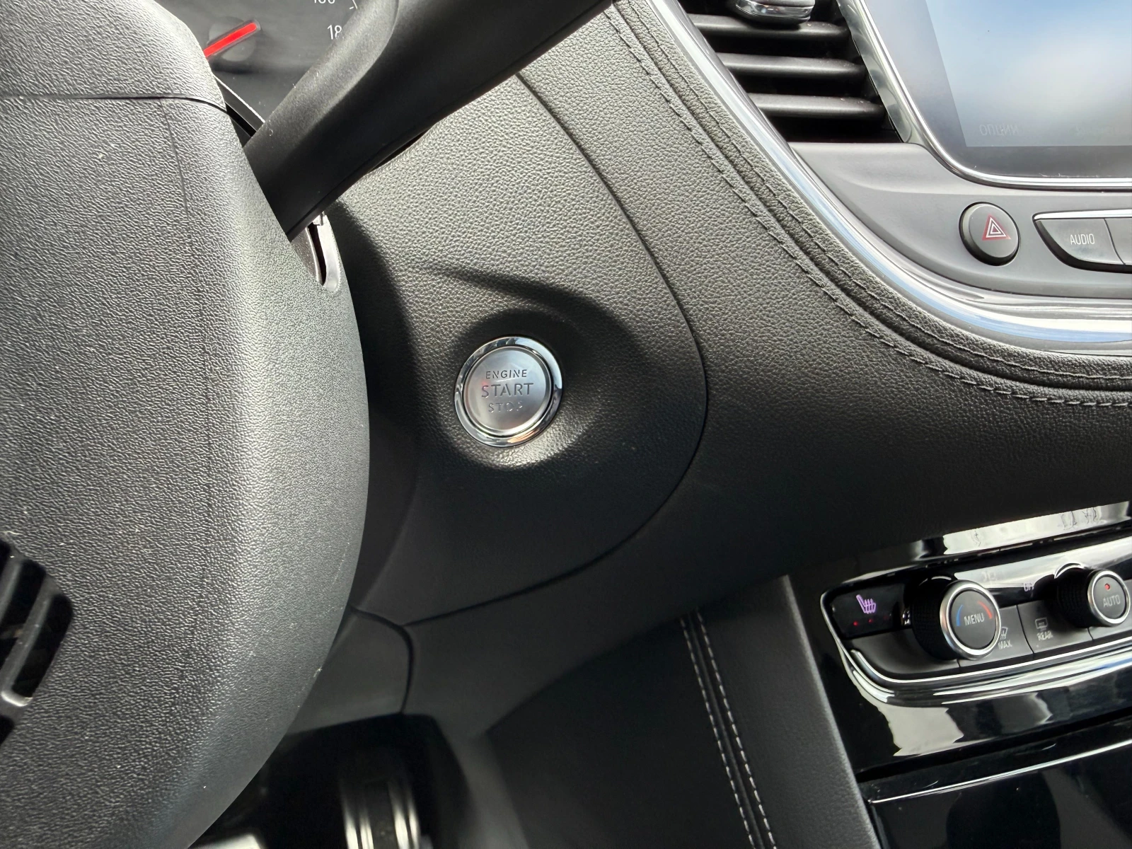 Opel Grandland X, снимка 17 - Автомобили и джипове - 54123235