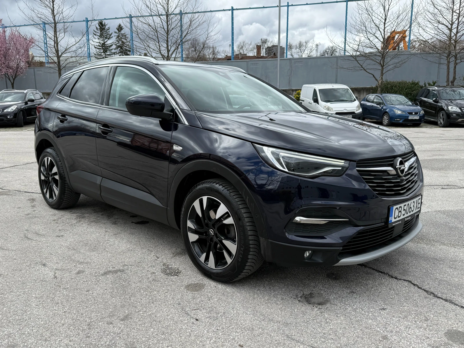Opel Grandland X, снимка 6 - Автомобили и джипове - 54123235