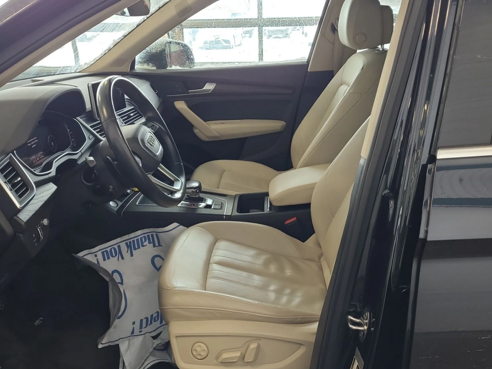 Audi Q5 Prestige* АвтоКредит* (ЦЕНА ДО БГ), снимка 5 - Автомобили и джипове - 54295071