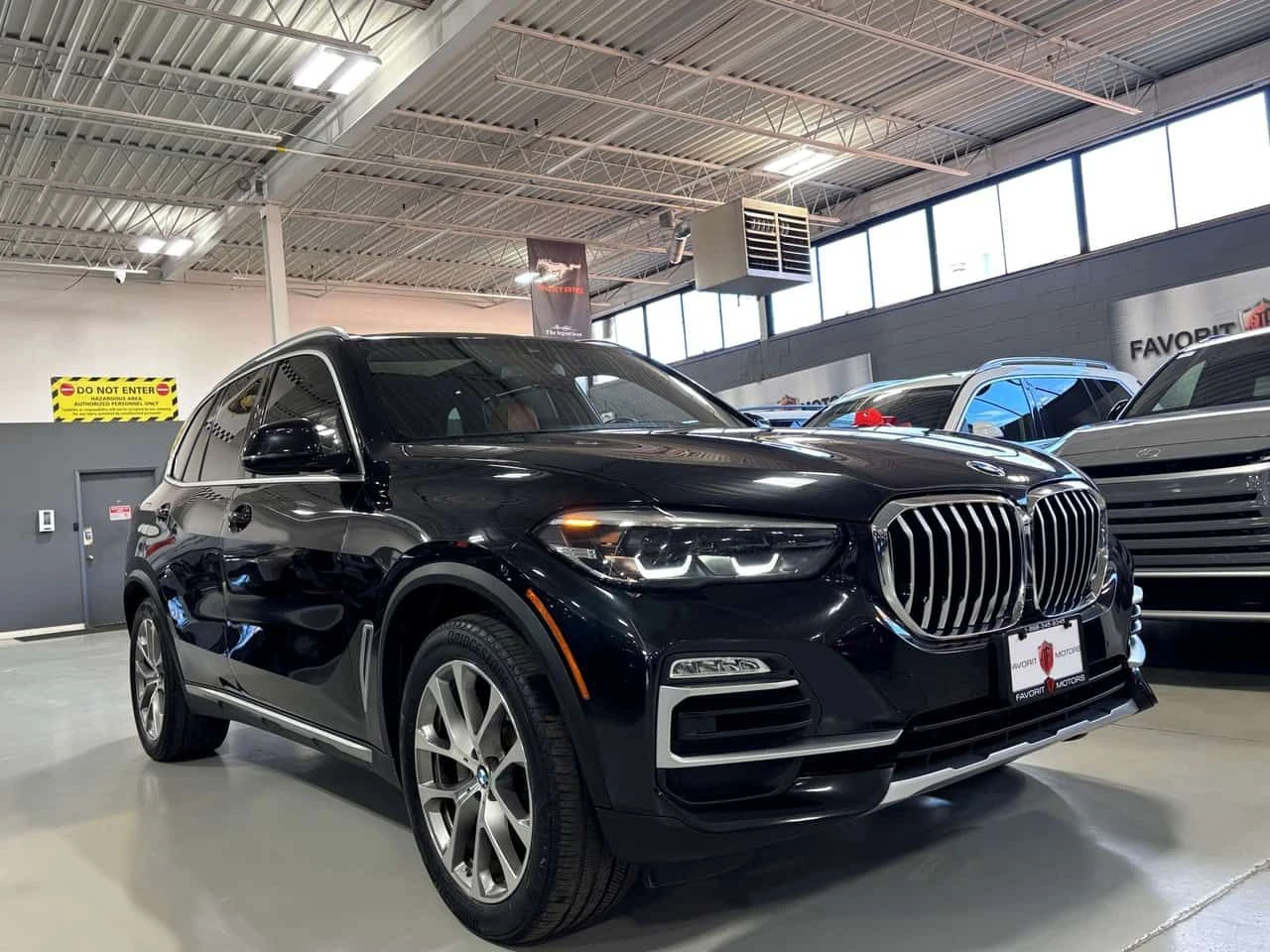 BMW X5 * xDrive40i * CARFAX * ЦЕНА ДО БГ, снимка 2 - Автомобили и джипове - 54452728