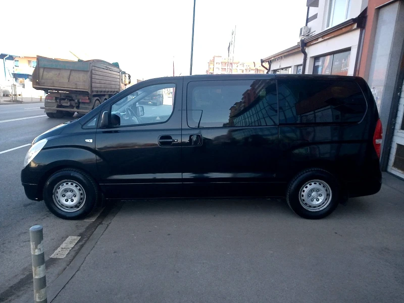 Hyundai H1 2.5.163кс.ПЕРФЕКТЕН!!!!, снимка 6 - Бусове и автобуси - 49536284