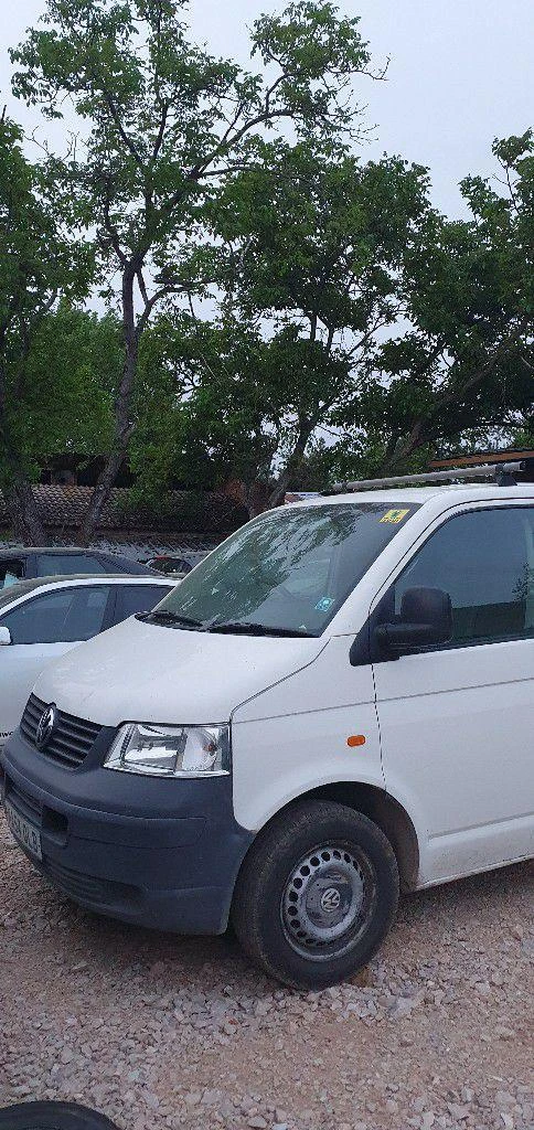 VW T5 Т5 -1.9 на ЧАСТИ, снимка 1 - Бусове и автобуси - 29410257