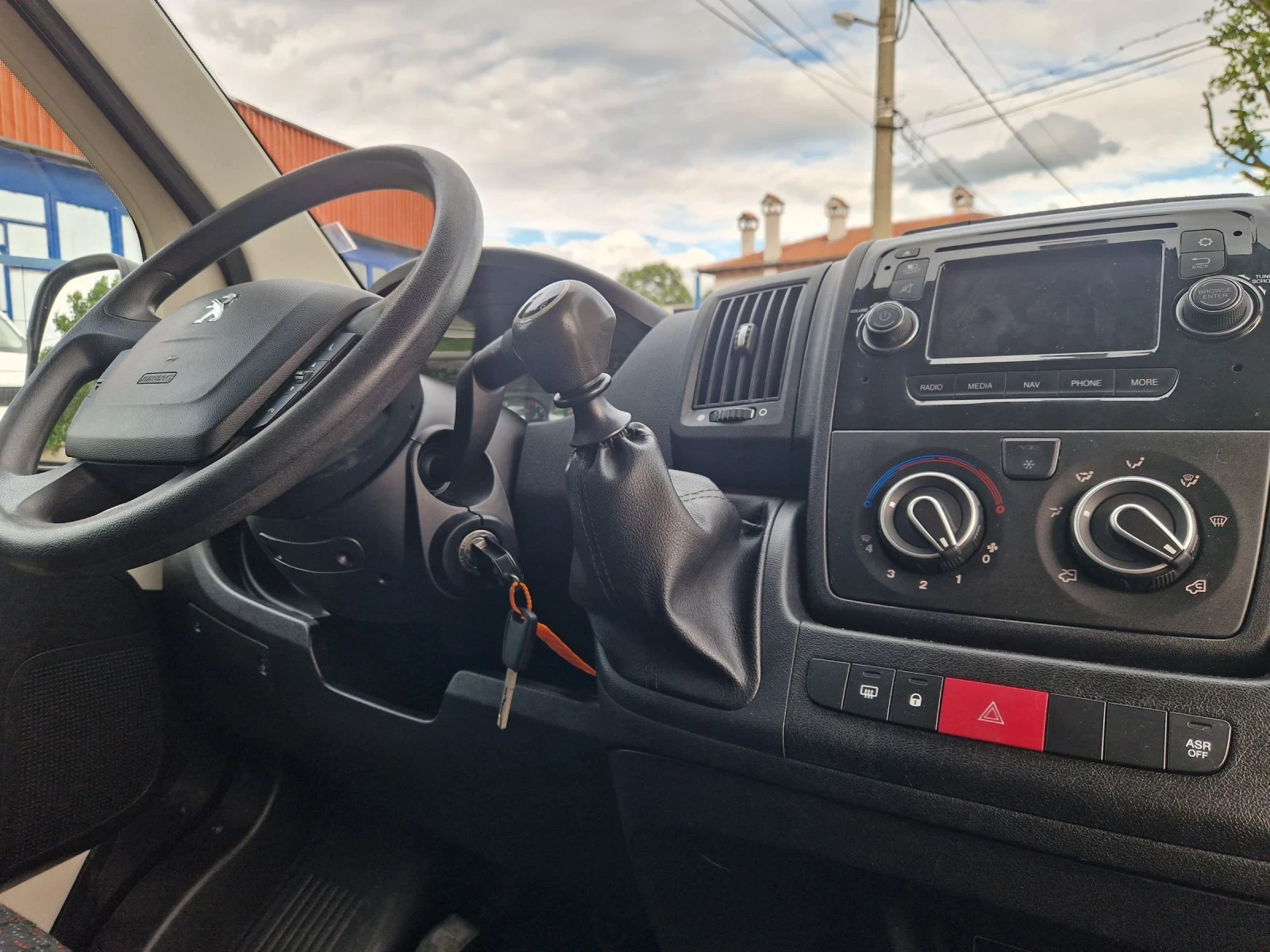 Peugeot Boxer 2.0BlueHDI PREMIUM  - изображение 9