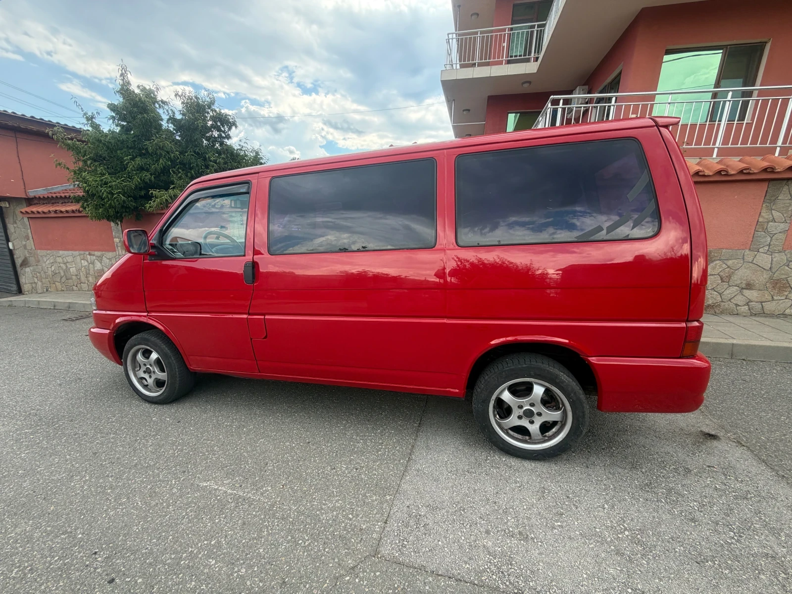 VW Caravelle, снимка 5 - Бусове и автобуси - 54959830