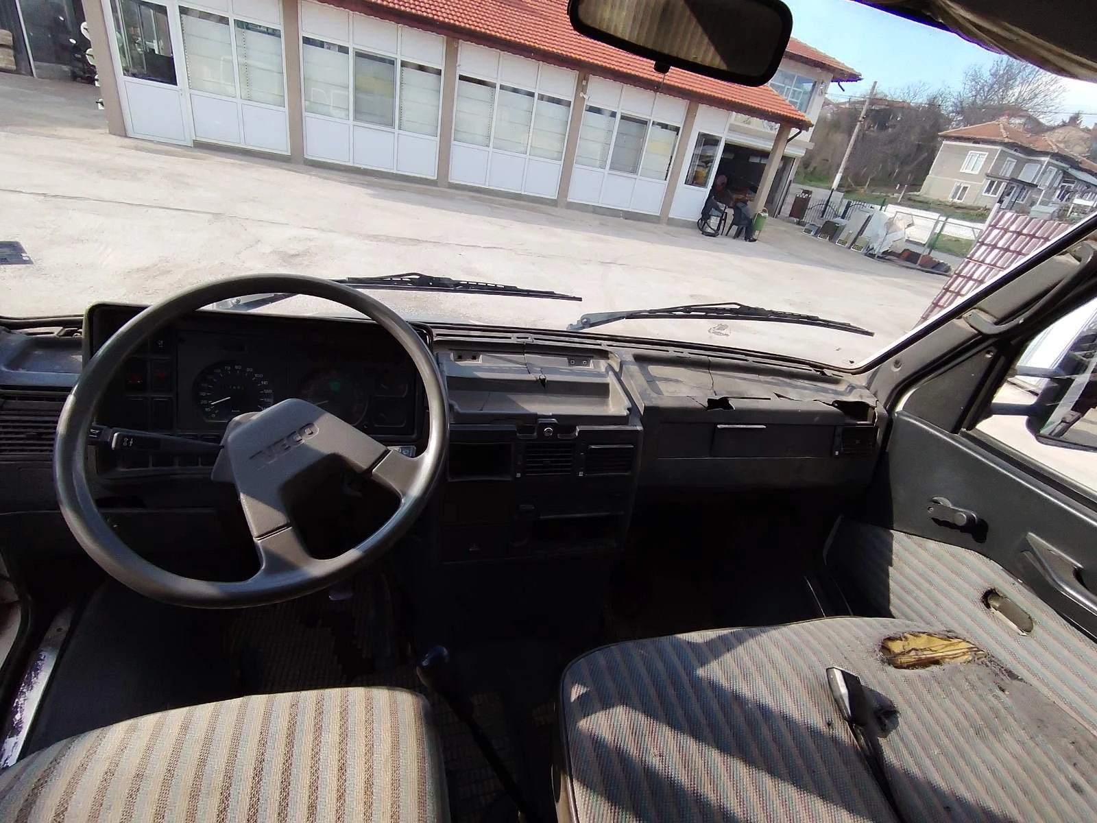 Iveco Daily 35-10, снимка 5 - Камиони - 54063645