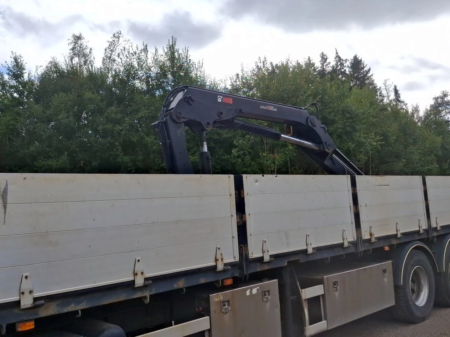 Scania P 380 6x2+ HIAB 122 ПЛАТФОРМА 10.2 м, снимка 4 - Камиони - 56288950
