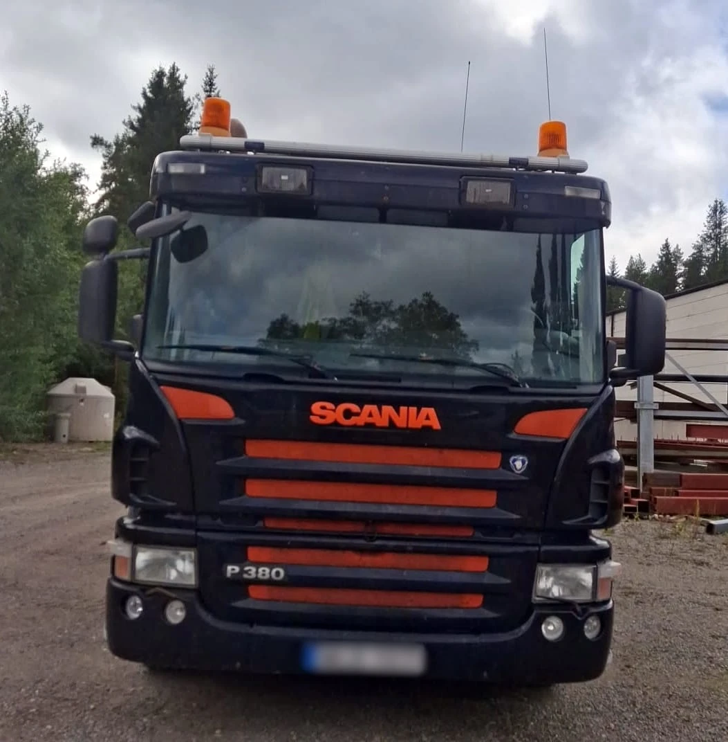 Scania P 380 6x2+ HIAB 122 ПЛАТФОРМА 10.2 м, снимка 2 - Камиони - 56288950