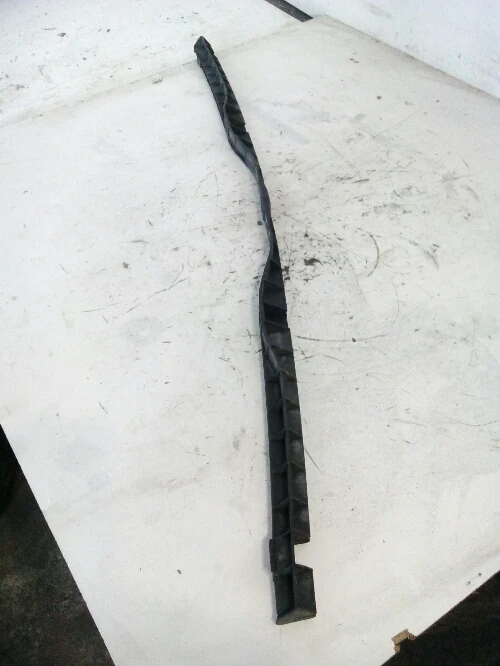 Водач задна броня Фолксваген Пасат Б5